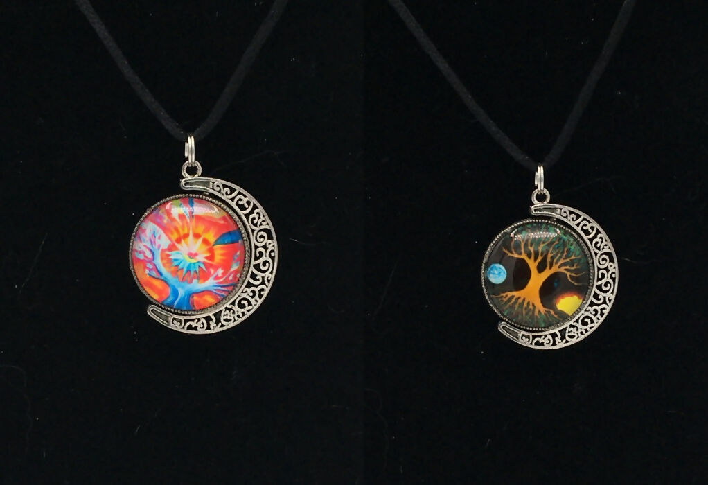 Glass Cabochon in cameo setting