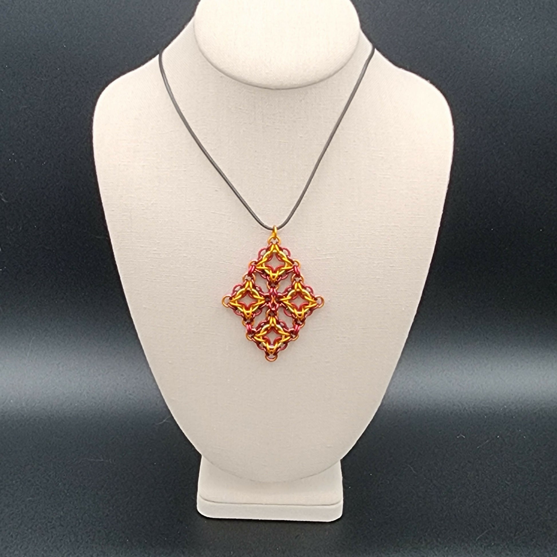 cm celtic gold side 2 dist